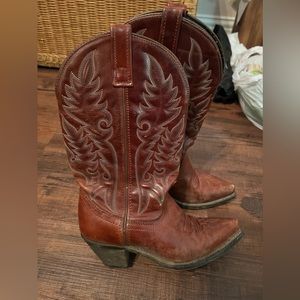 Women’s Laredo Cowboy Boots size 6